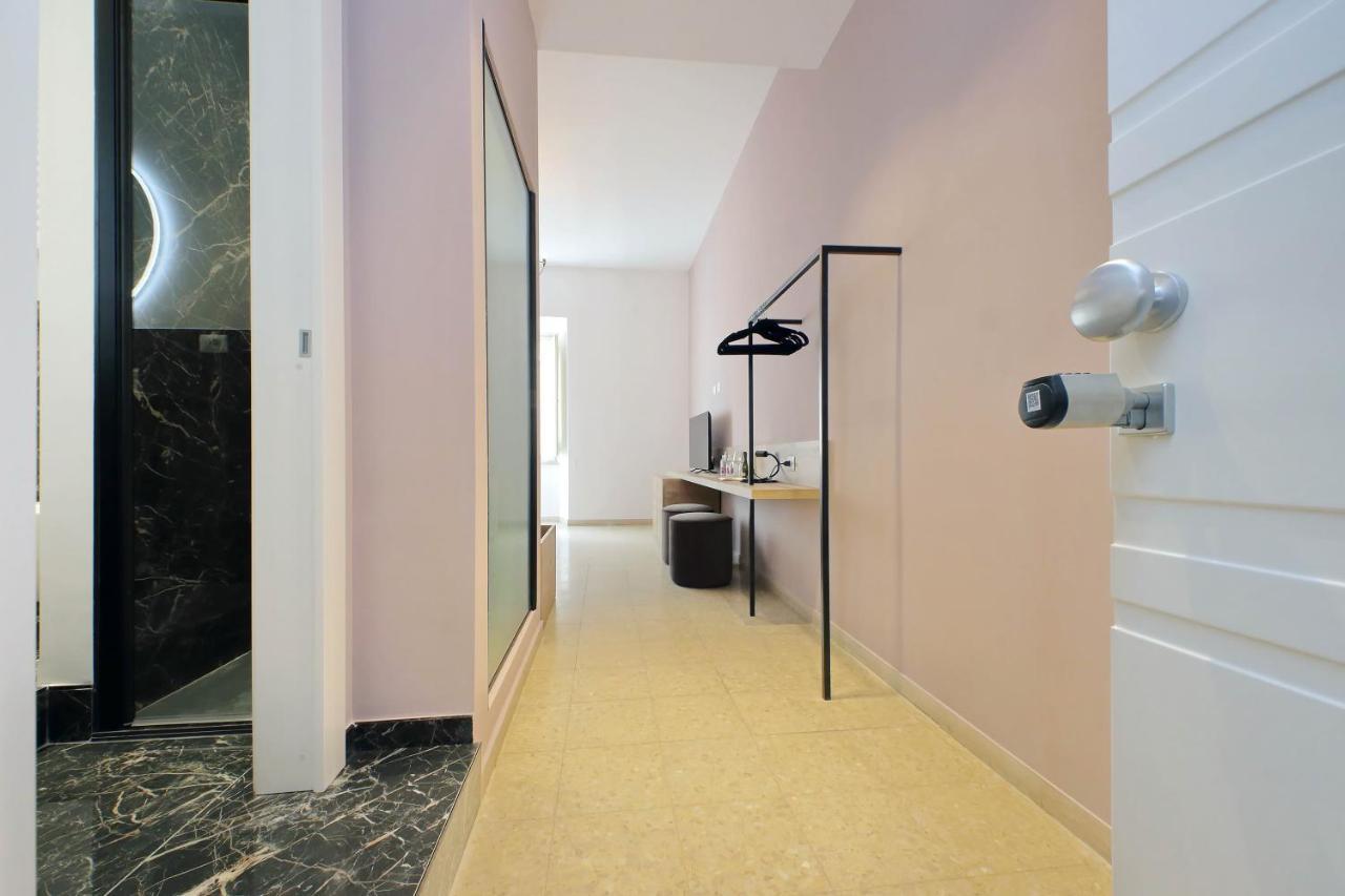 Youroom Quattro Fontane - Pensión *